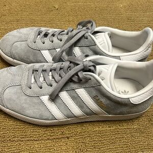 Adidas gazelle sneakers